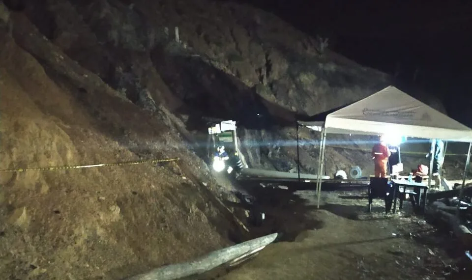 Milagro de vida en Sativasur, luego de 6 días atrapado, minero fue rescatado con vida