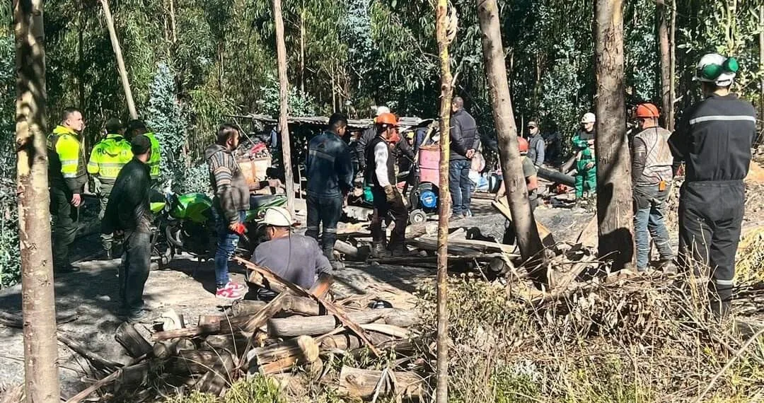 Continua la búsqueda desesperada por hallar con vida a trabajador atrapado en mina de Tópaga
