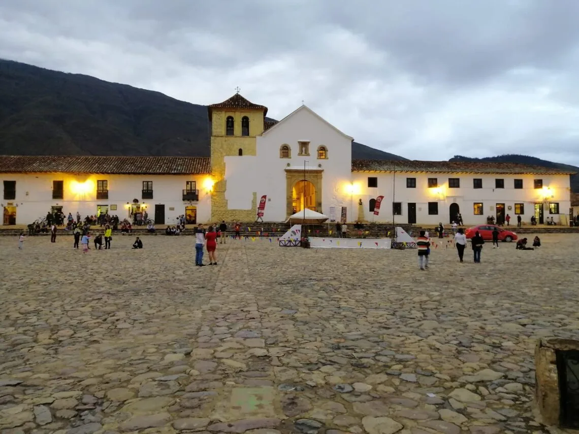 Con millonaria inversión, Villa de Leyva subsidiará servicio de transporte para estudiantes universitarios